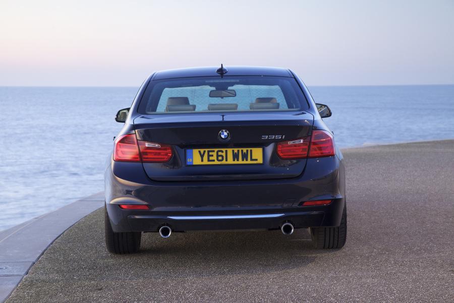  BMW 335iLuxury 2012 года  (UK) (фото 29 из 33)